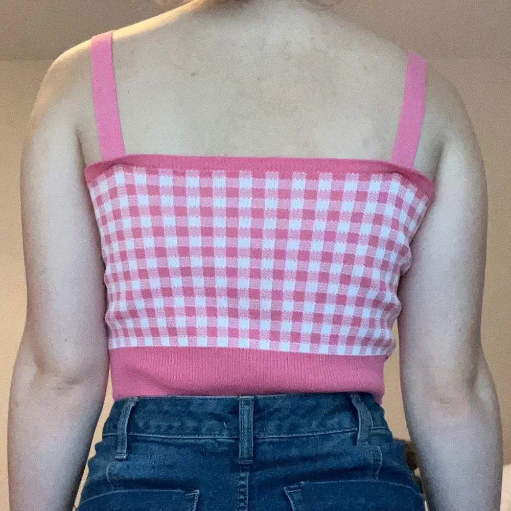 πWhite and Pink Plaid Crop Topπ - Picture 3 of 6